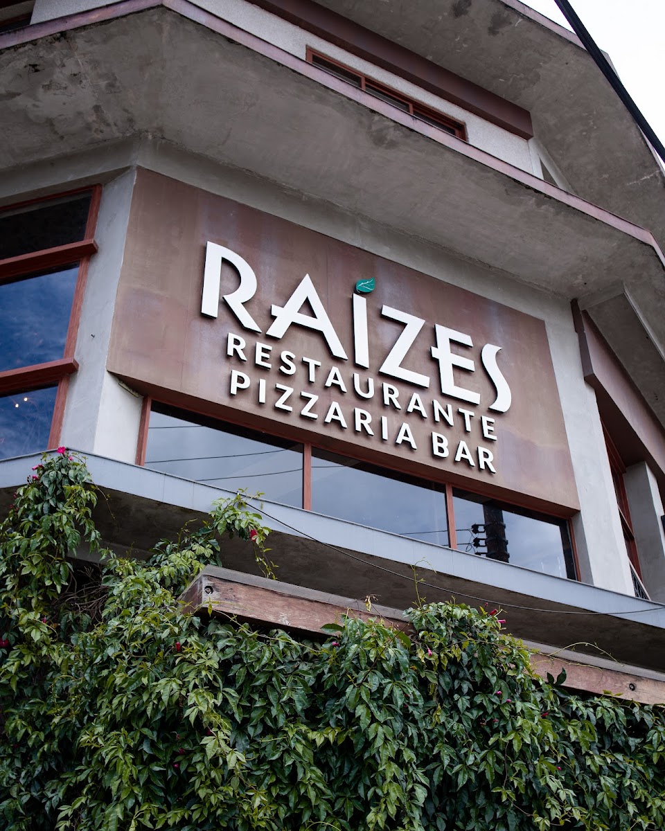 Raízes Restaurante E Pizzaria